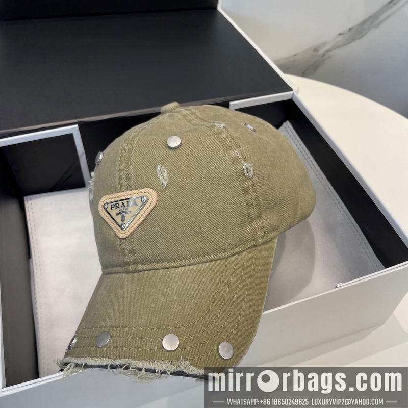 Prada Hat 040202