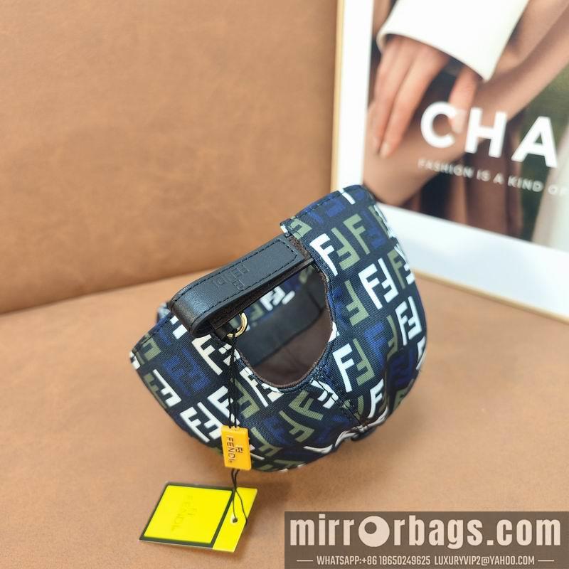 Fendi Hat dx48