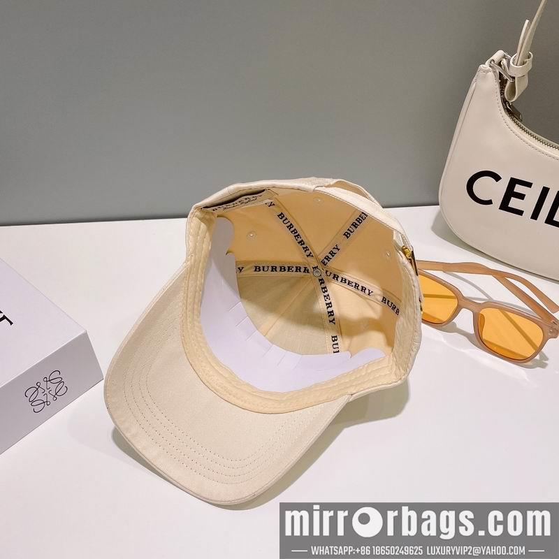 Burberry Hat 050702