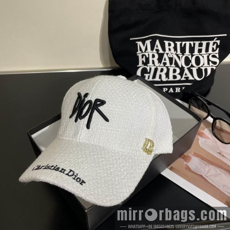 Dior Hat 083002