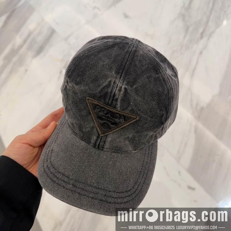 Prada Hat dx23