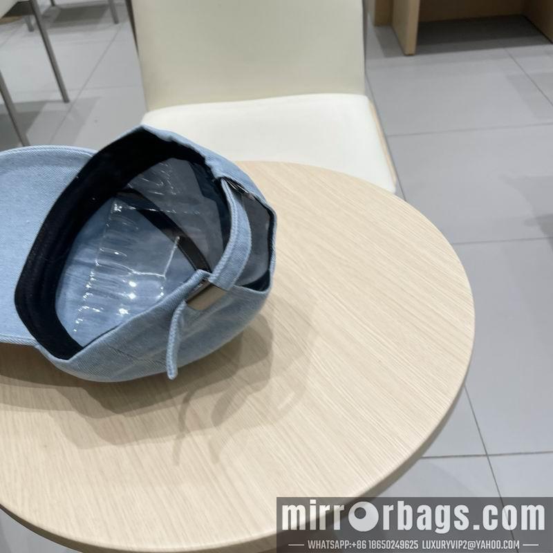 Balenciaga Hat 030979