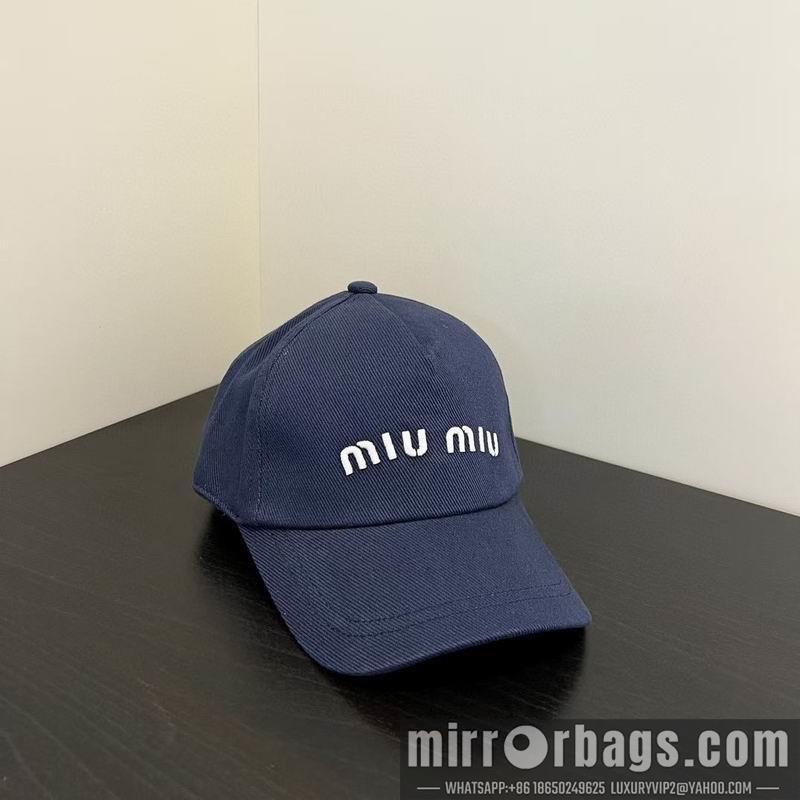 Miumiu Hat 091401