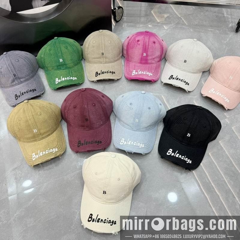 Balenciaga Hat hm40