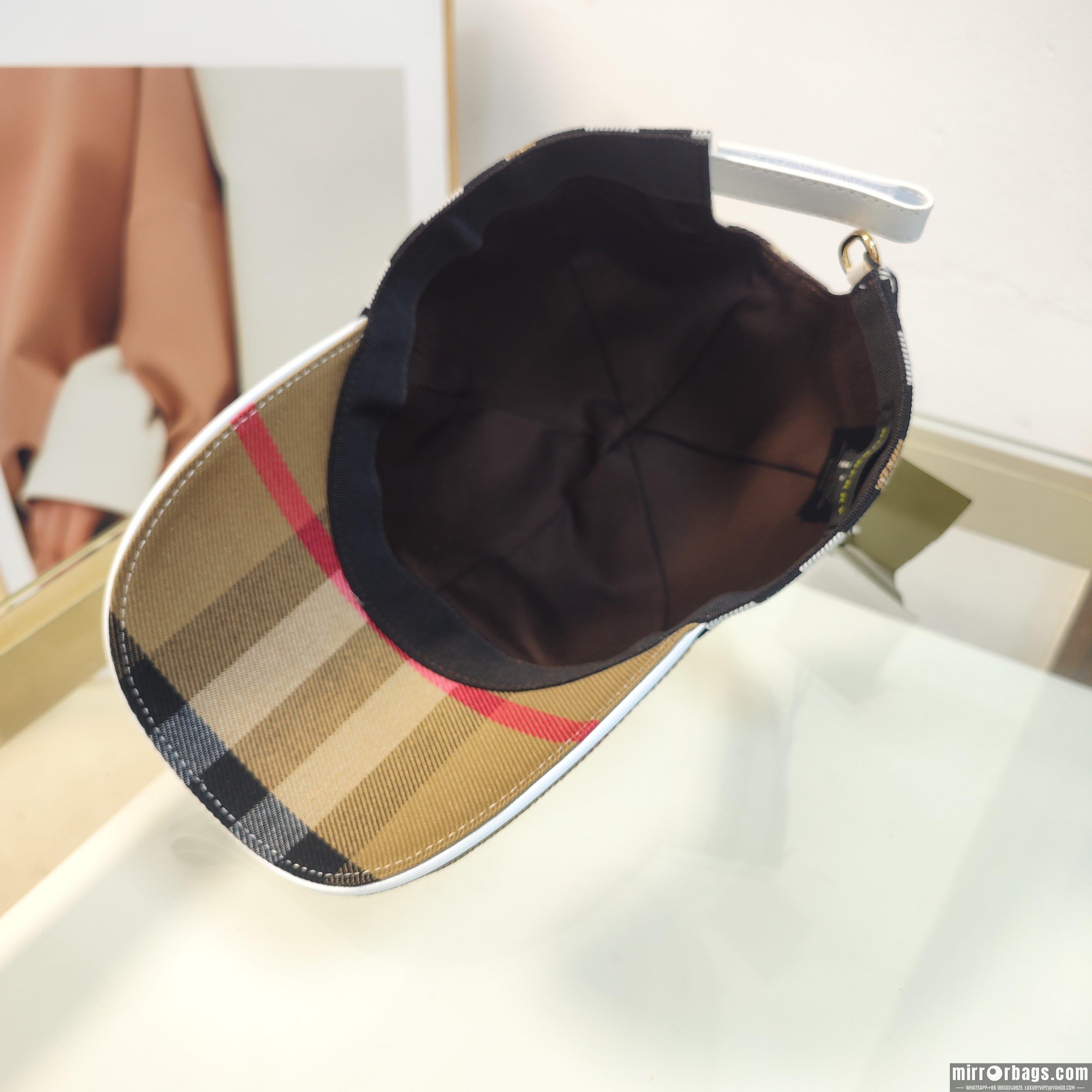 Burberry Hat dx64