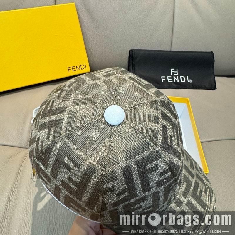 Fendi Hat dx95