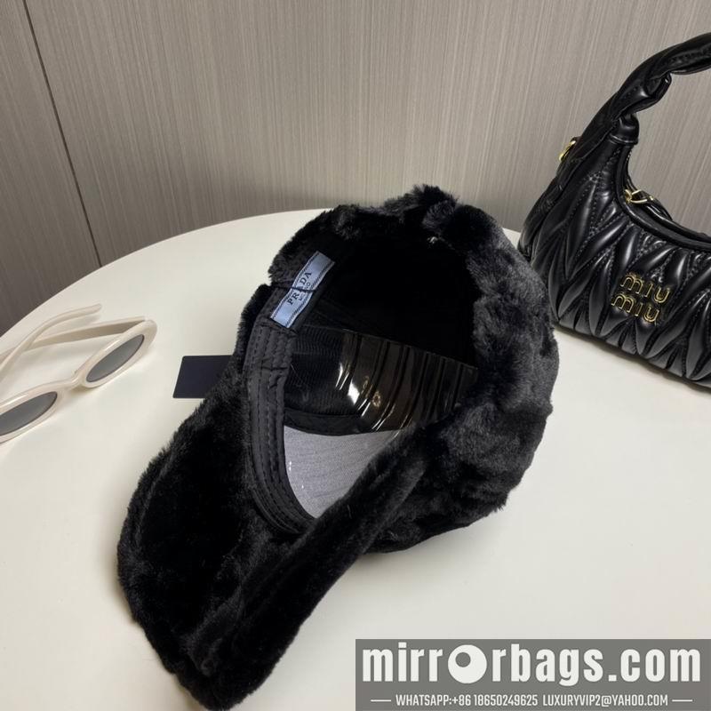 Prada Hat dx56
