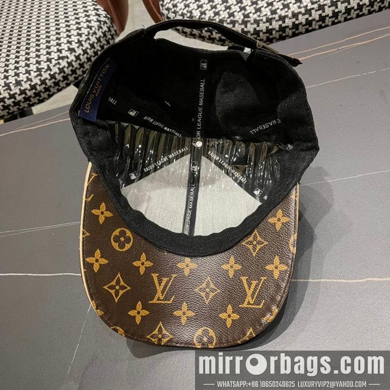 LV Hat 050702