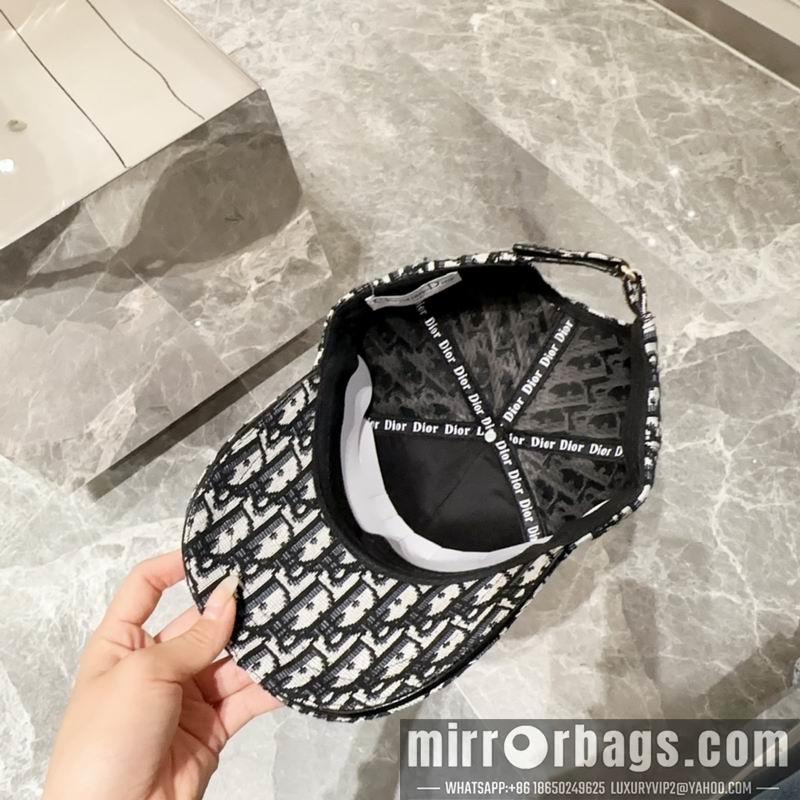 Dior Hat 041702