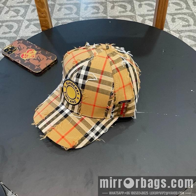 Burberry Hat 030717
