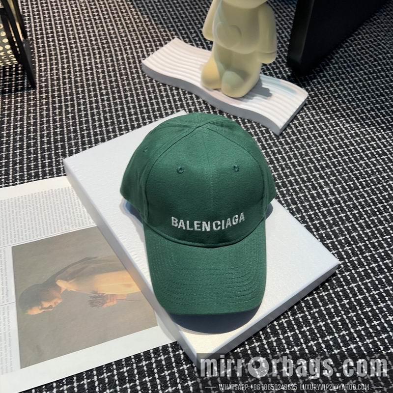 Balenciaga Hat dx07
