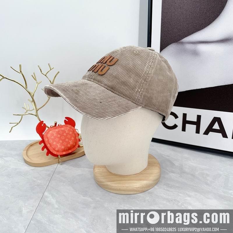 Miumiu Hat dx92