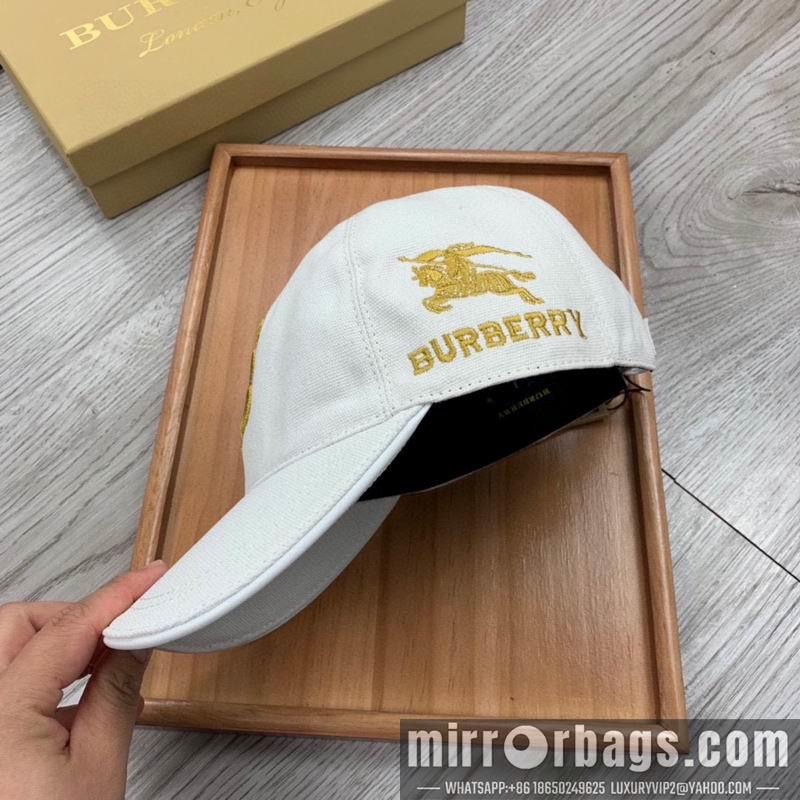 Burberry Hat31