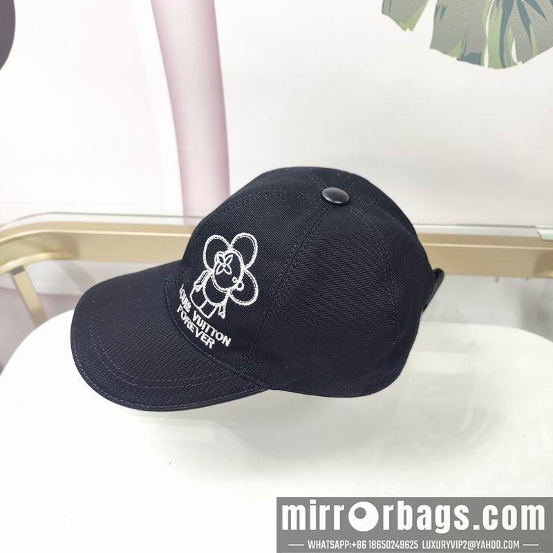 LV Hat dx131
