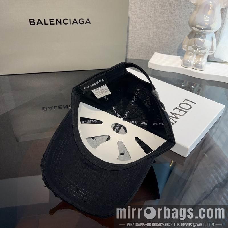 Balenciaga Hat dx06