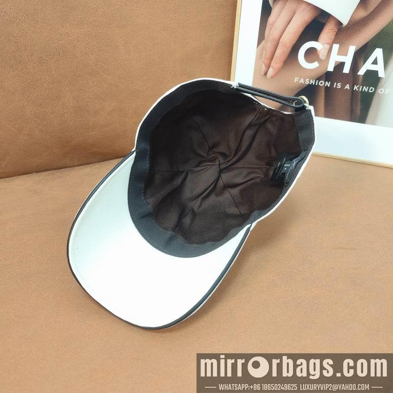 LV Hat dx82