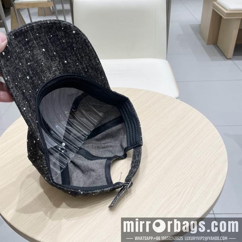 Alo Hat 041402