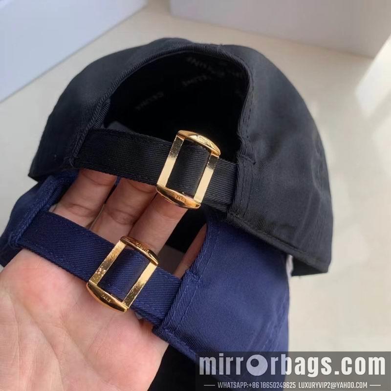 Celine Hat dx32