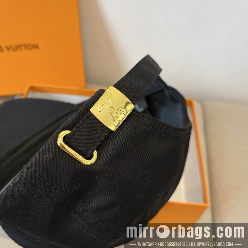 LV Hat dx66
