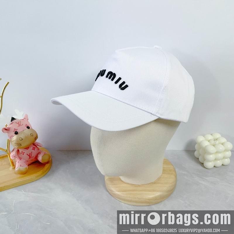 Miumiu Hat dx45