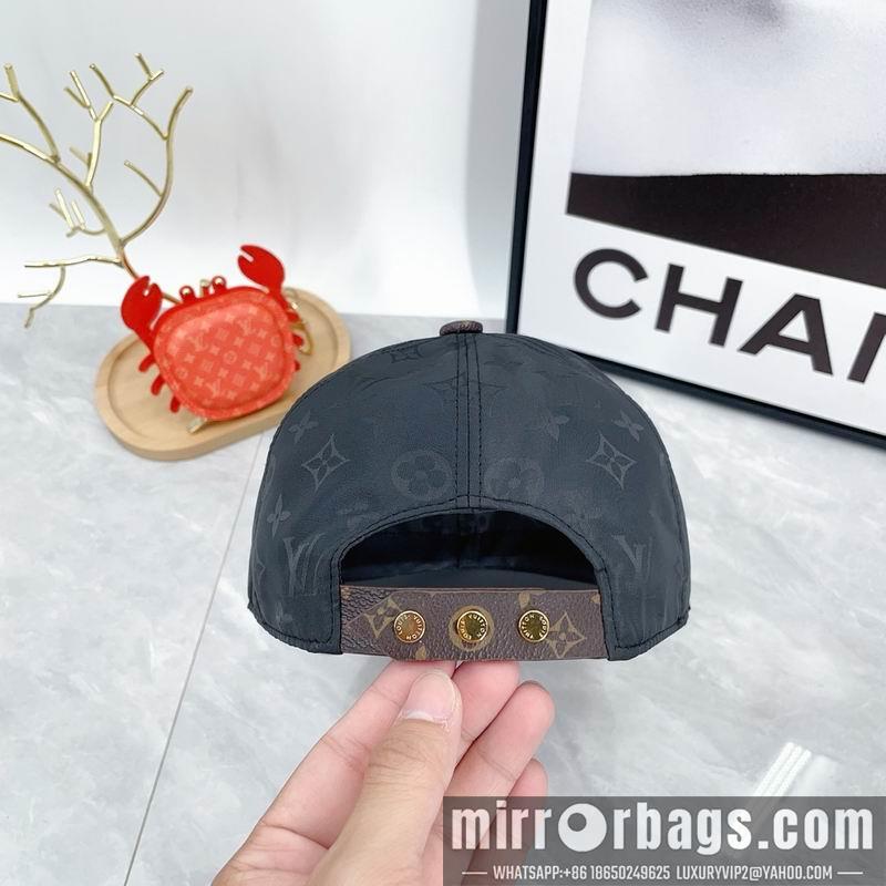 LV Hat dx118
