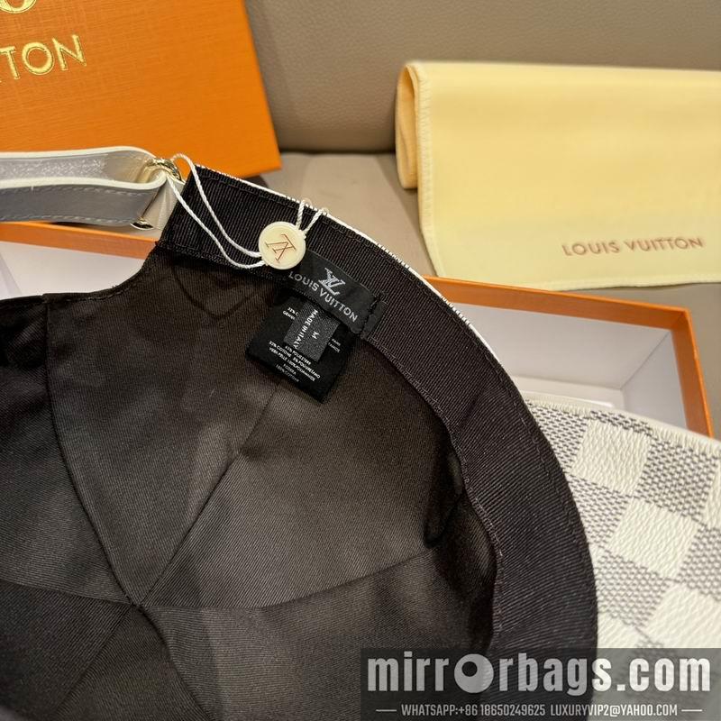 LV Hat 091403