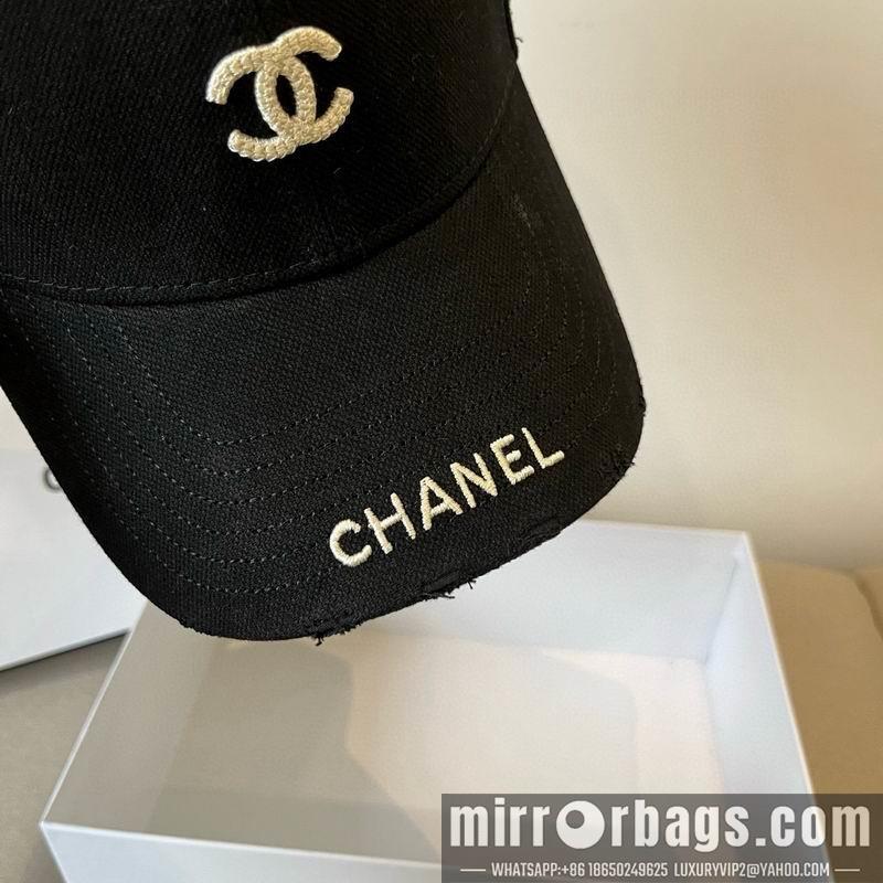 Chanel Hat dx37
