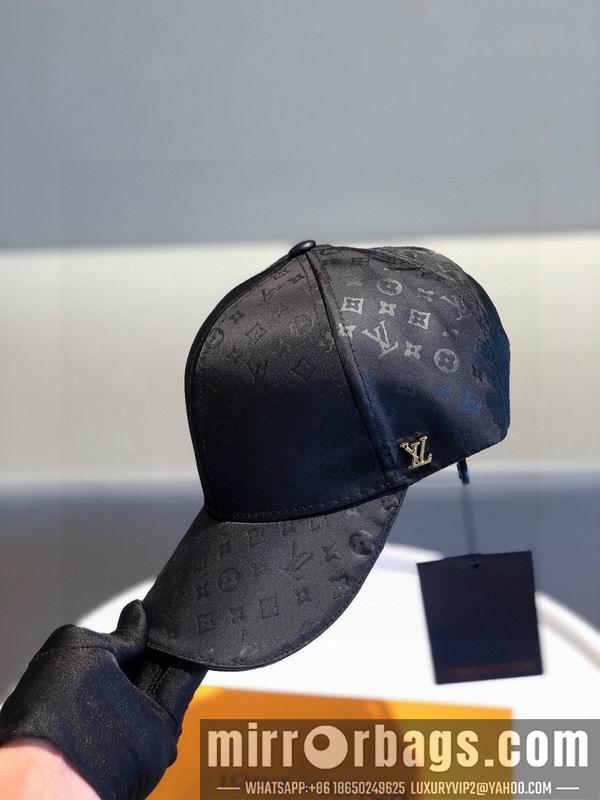 LV Hat 071203