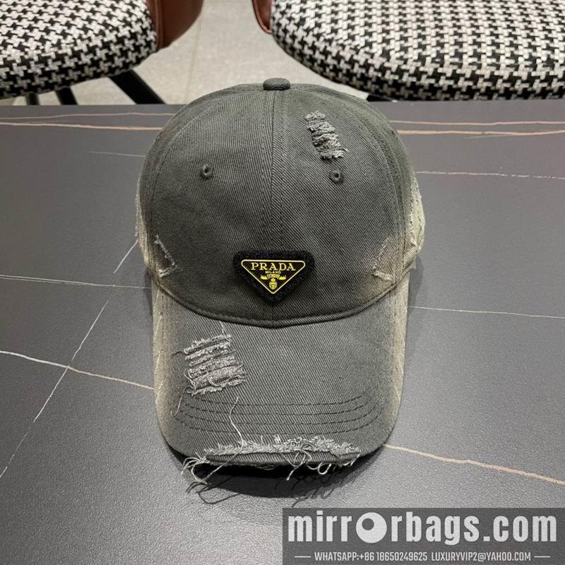 Prada Hat 090601
