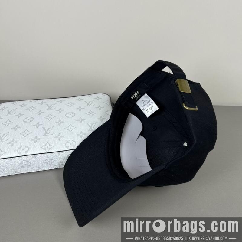 Fendi Hat dx75