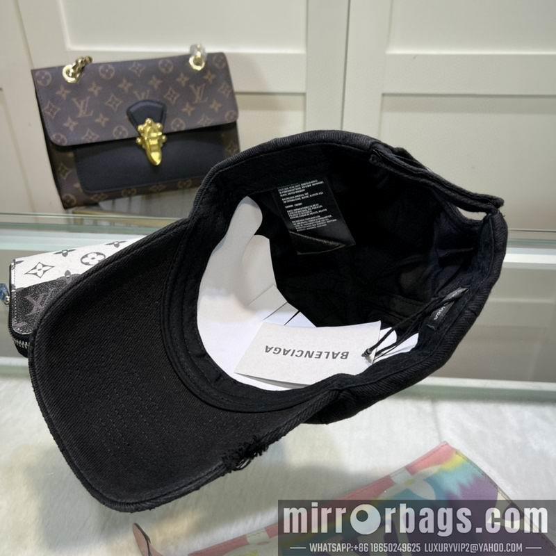 Balenciaga Hat dx63