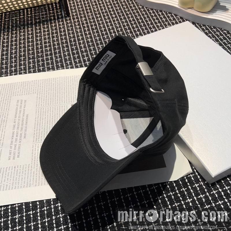 Miumiu Hat dx10