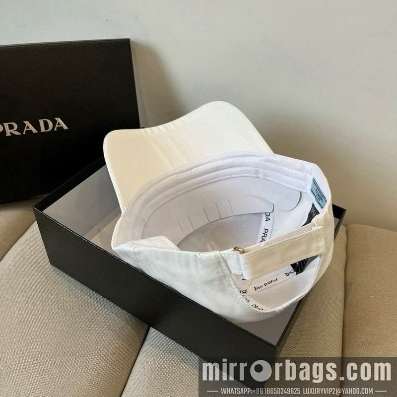 Prada Hat dx26