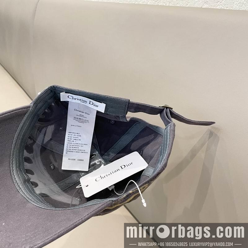 Dior Hat 072803