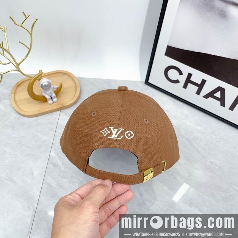 LV Hat dx71
