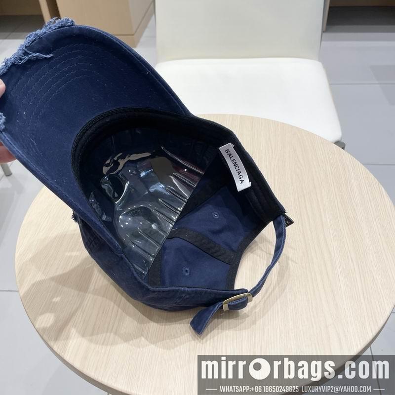 Balenciaga Hat 041402
