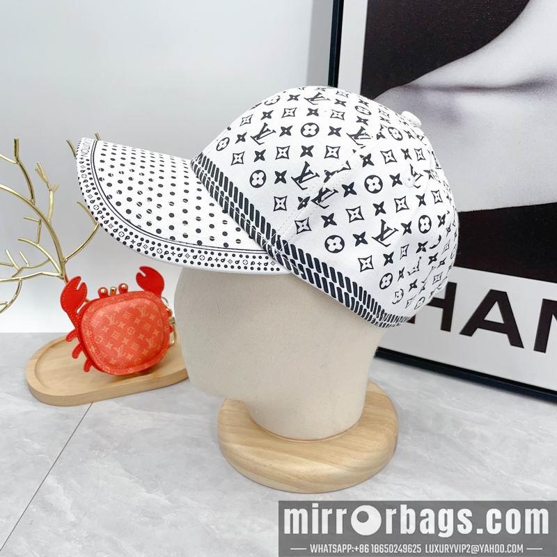 LV Hat dx22