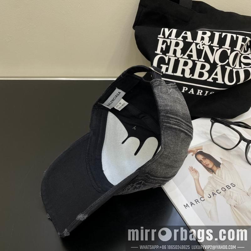 Balenciaga Hat 042701