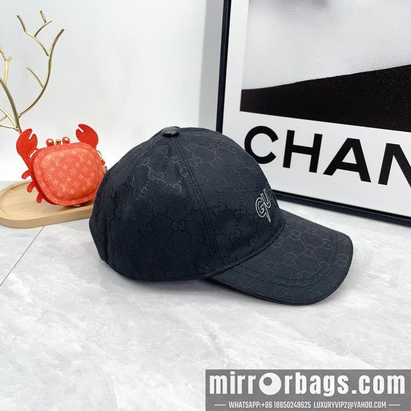 Gucci Hat dx10