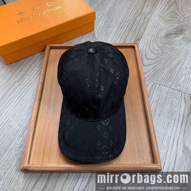 LV Hat dx174