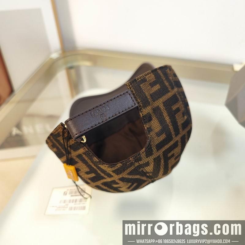 Fendi Hat dx70
