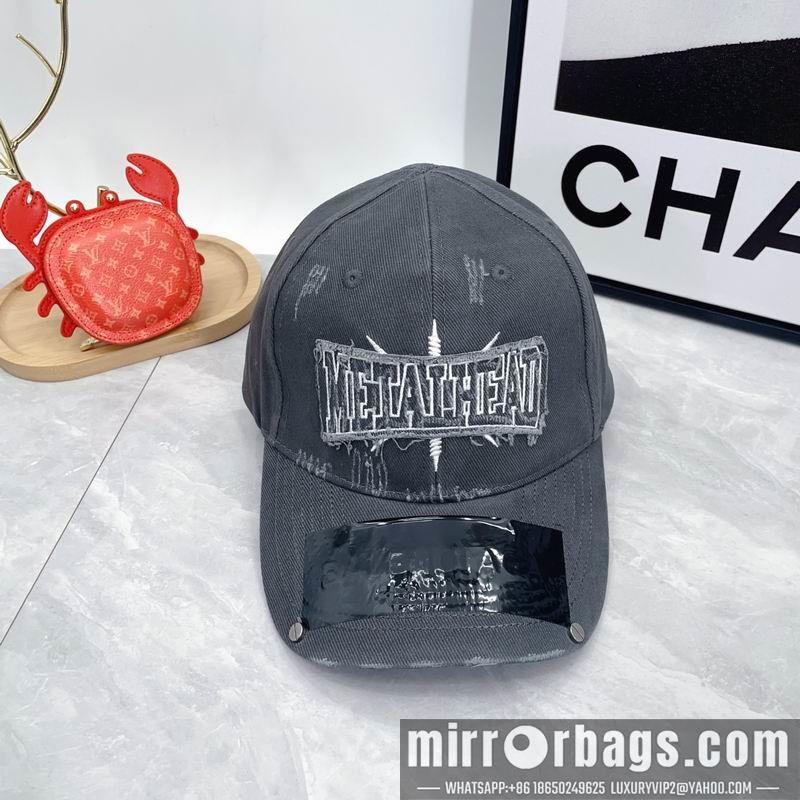 Balenciaga Hat dx01