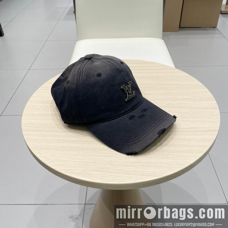 LV Hat 041405