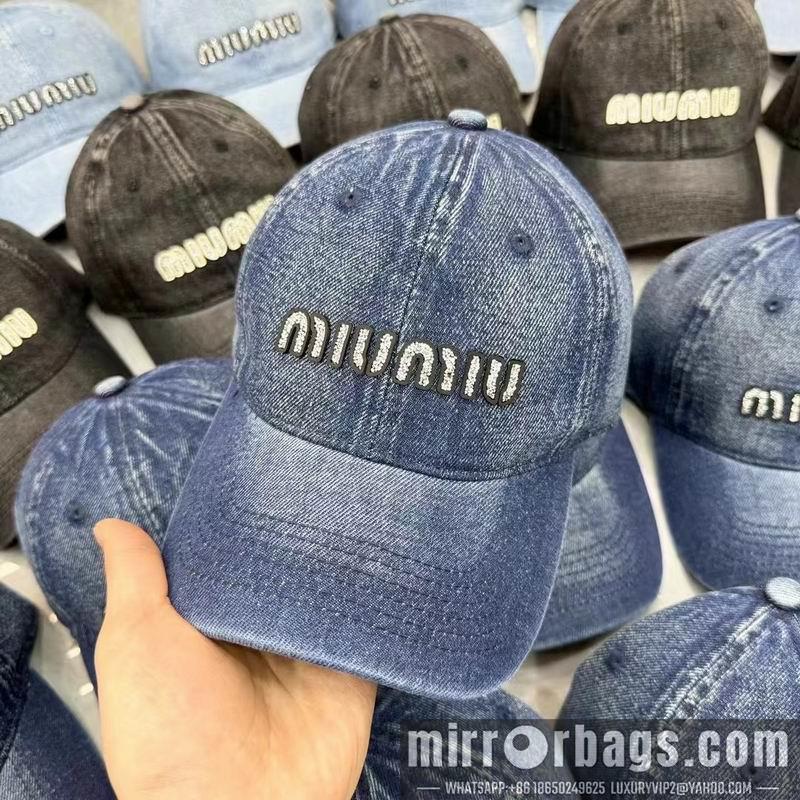Miumiu Hat dx23