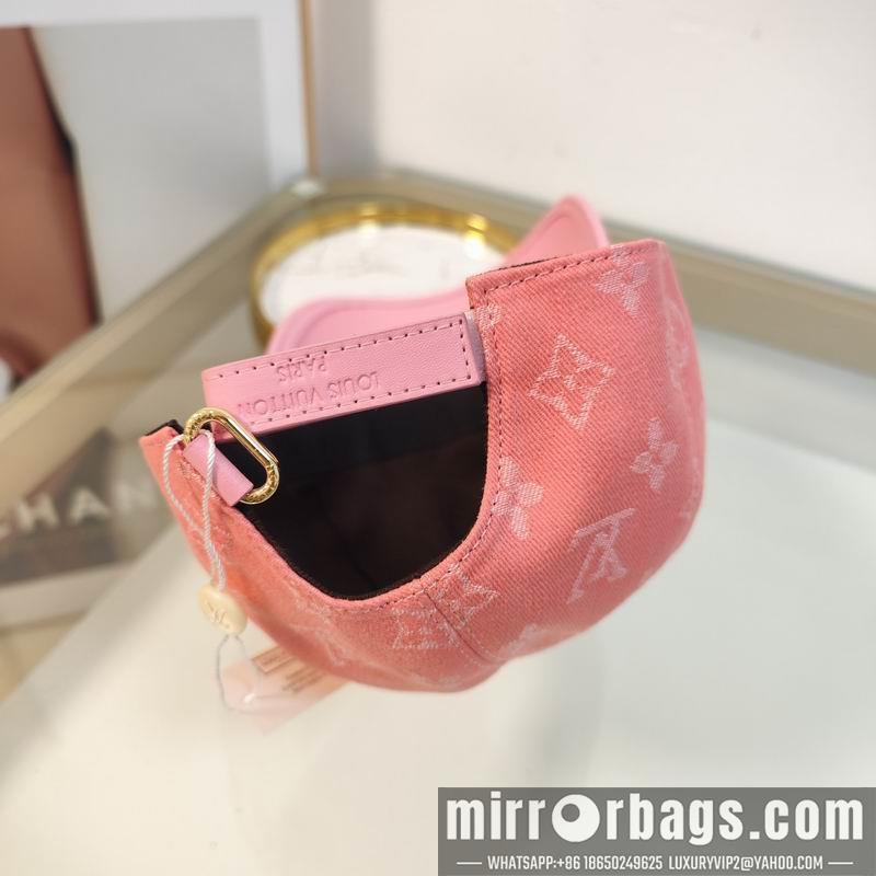 LV Hat dx136