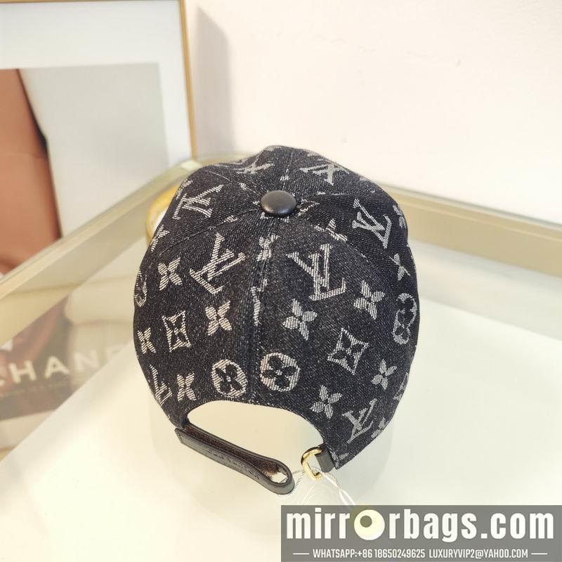LV Hat dx136
