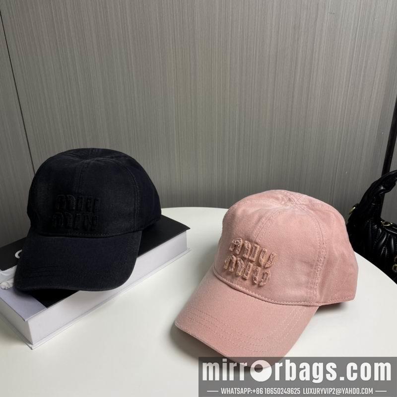 Miumiu Hat 072802
