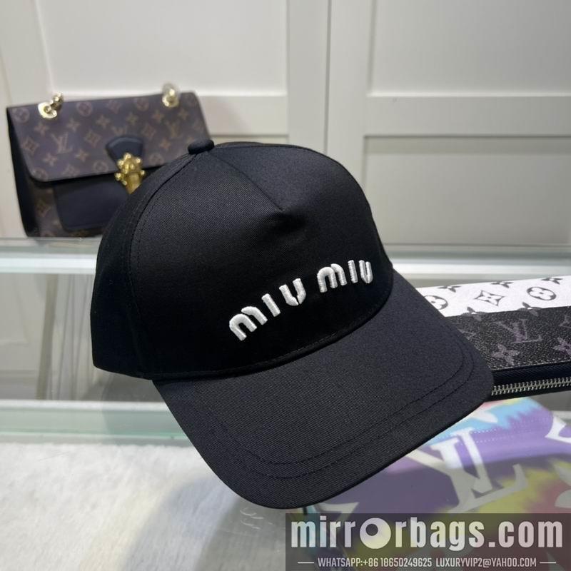 Miumiu Hat dx42