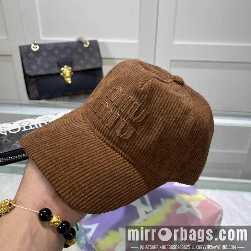 Miumiu Hat dx87