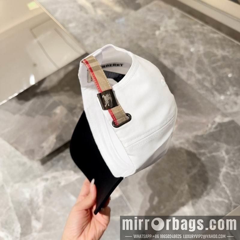 Burberry Hat dx02